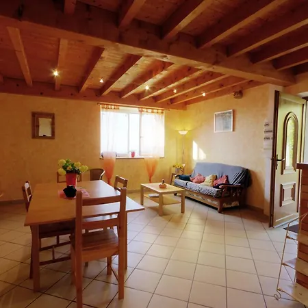 Rural 2 Avec Jardin, Terrasse, Wifi, Animaux Acceptes - Fr-1-496-130 בית נופש Saint-Heand